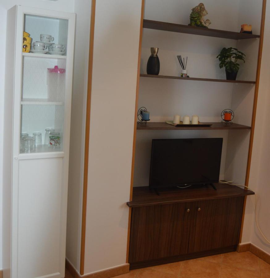 Hostal Solymar San Francisco  Bagian luar foto